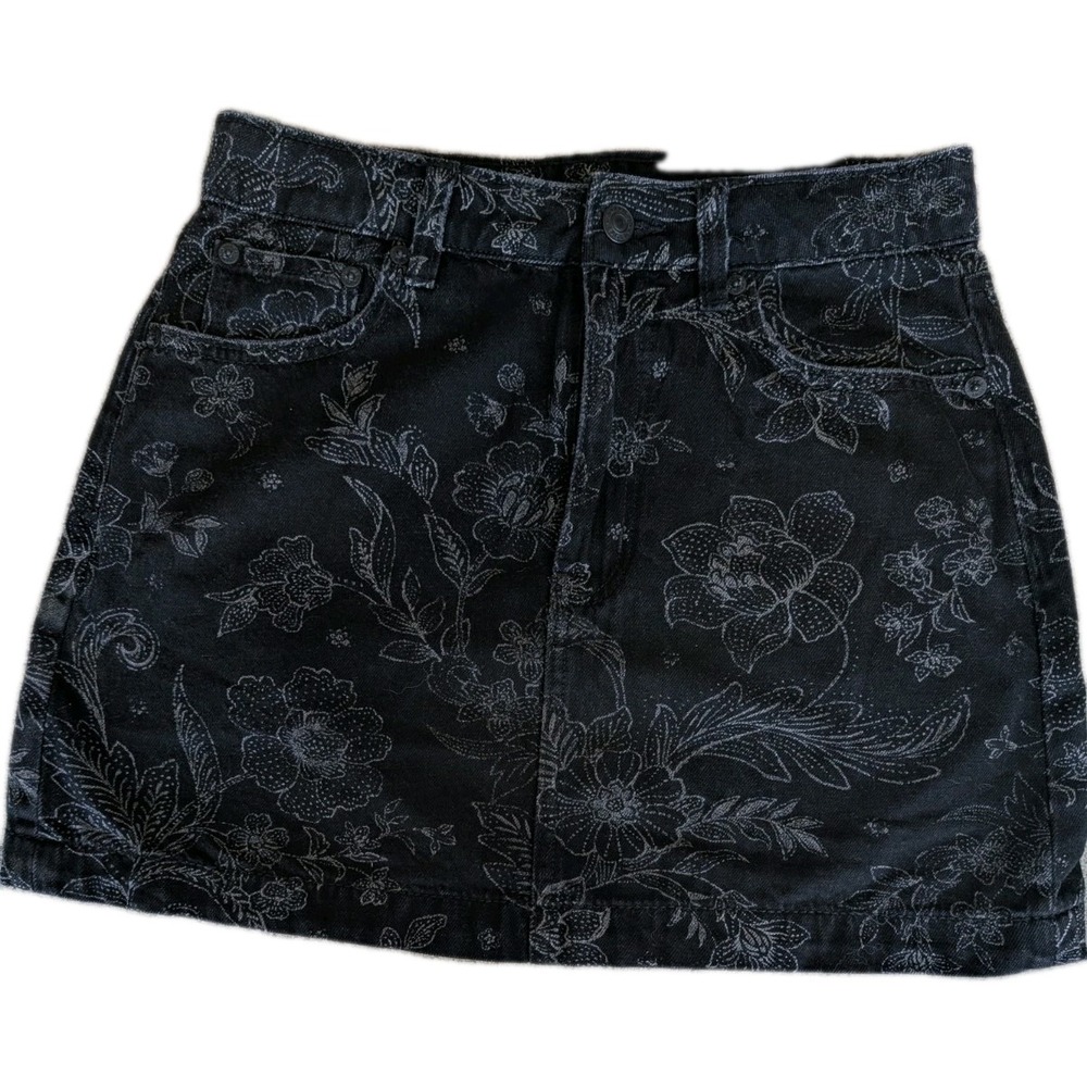 American Eagle Juniors Skirt Short Size 2 Denim Black Floral Print